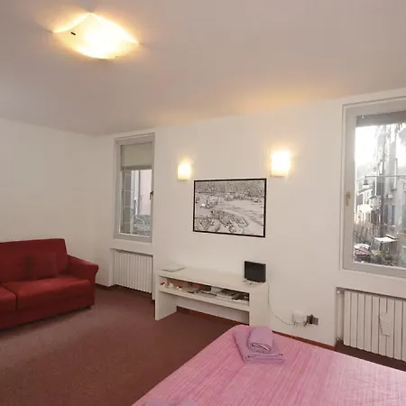 La Tua Finestra Su Appartamento *