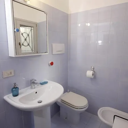 Apartment La Tua Finestra Su